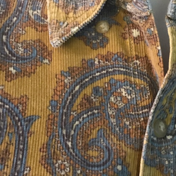 Country Seat Paisley Pattern Yellow Shirt- Small - Picture 3 of 5